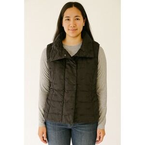 Talbots Black Quilted Down‎ Vest Womens Medium Puffer Sleeveless Jacket